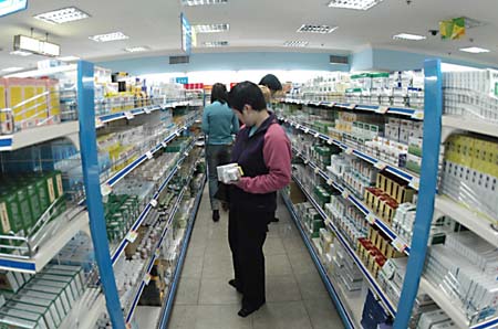 单体药店去年“消失”8万家 实体药店寒冬将临？
