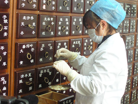 台湾“医痴”的大陆故事：传承中医的只有两岸