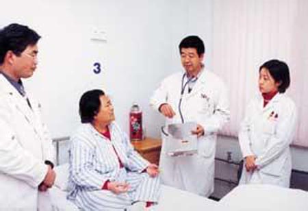 这些年，医师执业状况改善有限