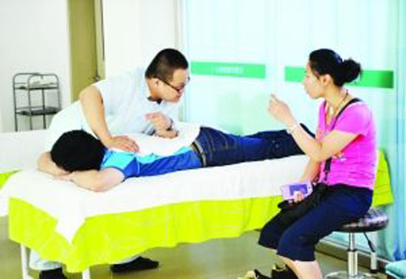 进社区 进乡村 进家庭中医药健康保健项目全面推进