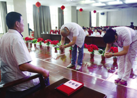 为喀什培养中医继承人