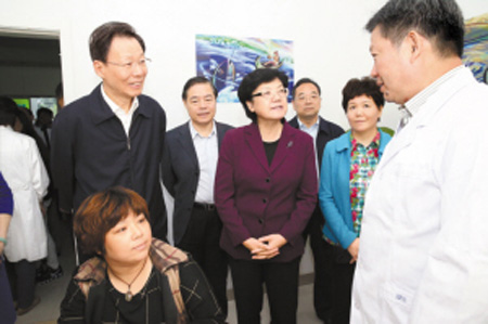 医改要抓落实见成效