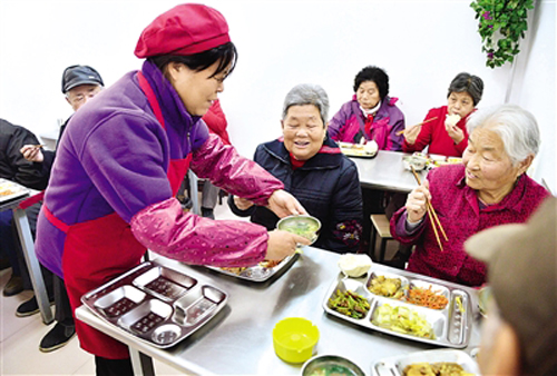 社区建起居家养老中心