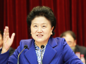 云南祥云县种植中药材产值逾亿元