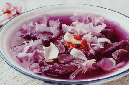 紫薯百合银耳汤