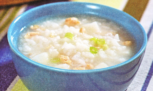 第二周月子食谱:鸡肉山药粥