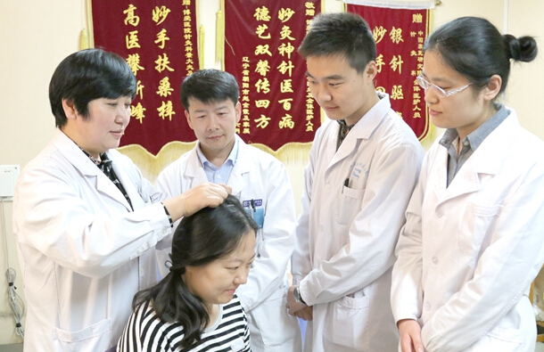 北京博爱医院中医治疗中心主任孙迎春开展头体针针灸疗法