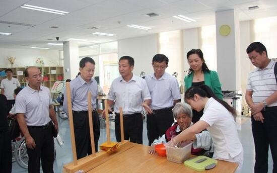 探索人才培养模式，中医实验班结硕果