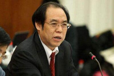 王承德委员：废止修改不符合中医药的法规文件