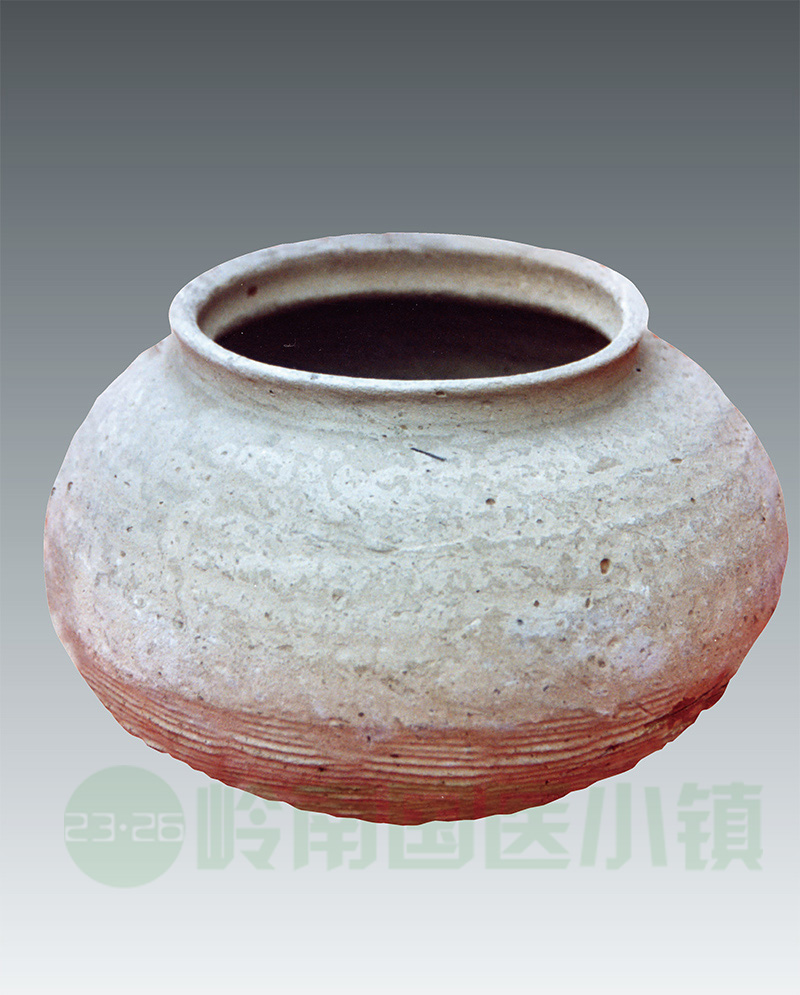 汉代绳纹陶罐