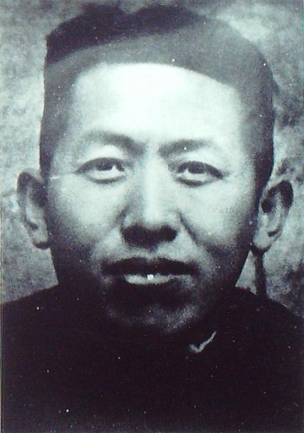 李常春像