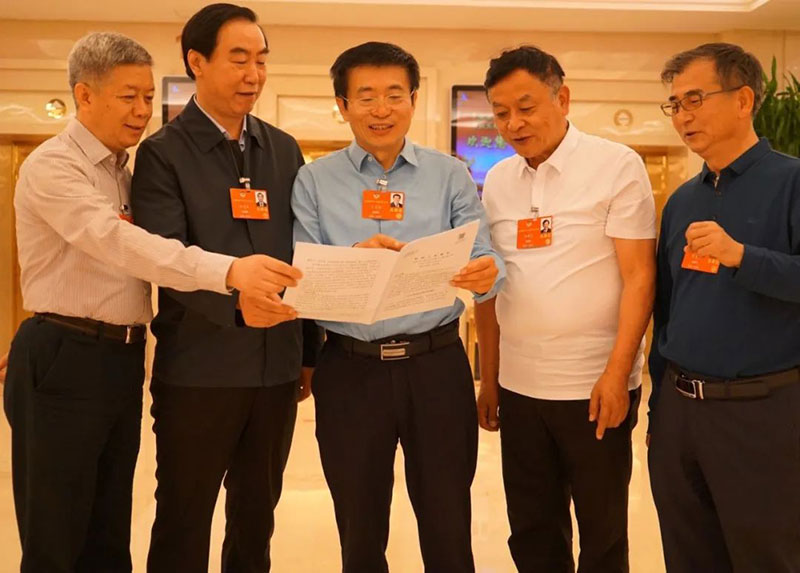 【两会专访】于文明委员：迈出传承创新坚实步伐 促进中医药振兴发展