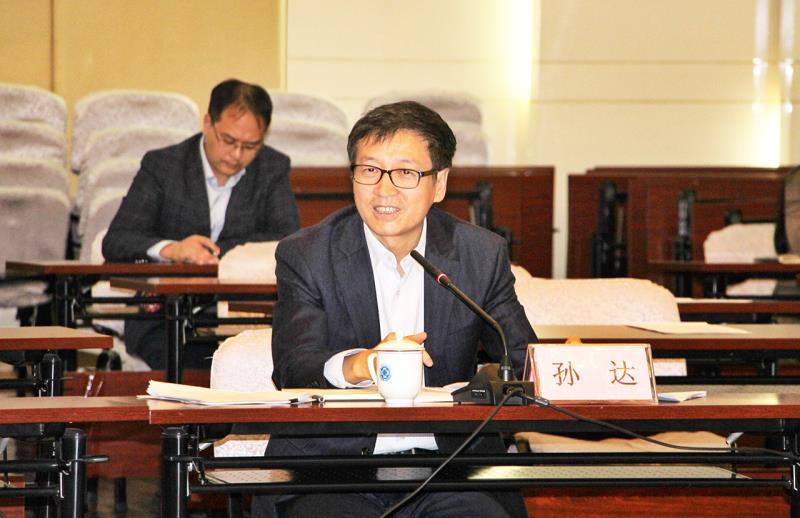 孙达参加“誓为国旗增光彩愿为抗疫作奉献”——弘扬伟大抗疫精神支部主题党日活动