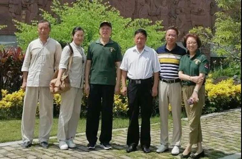 原兰州军区司令员李乾元上将一行莅临国医小镇调研指导